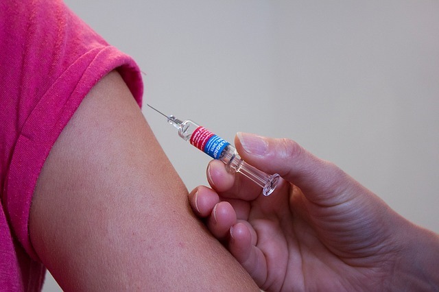 はしか（麻疹）の予防接種を赤ちゃんに受けさせる時期や回数は？